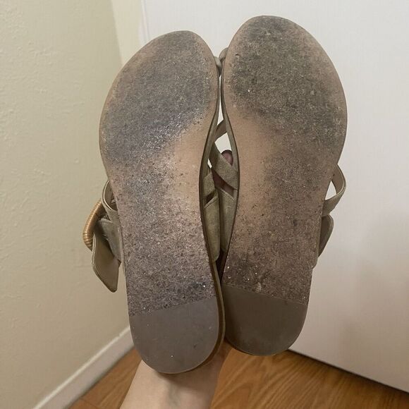 VERONICA BEARD Tan suede leather thong buckle slip on sandals size 8 - Picture 5 of 7